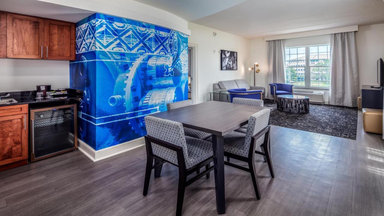 Hotel Indigo Jacksonville-Deerwood Park By Ihg Bagian luar foto