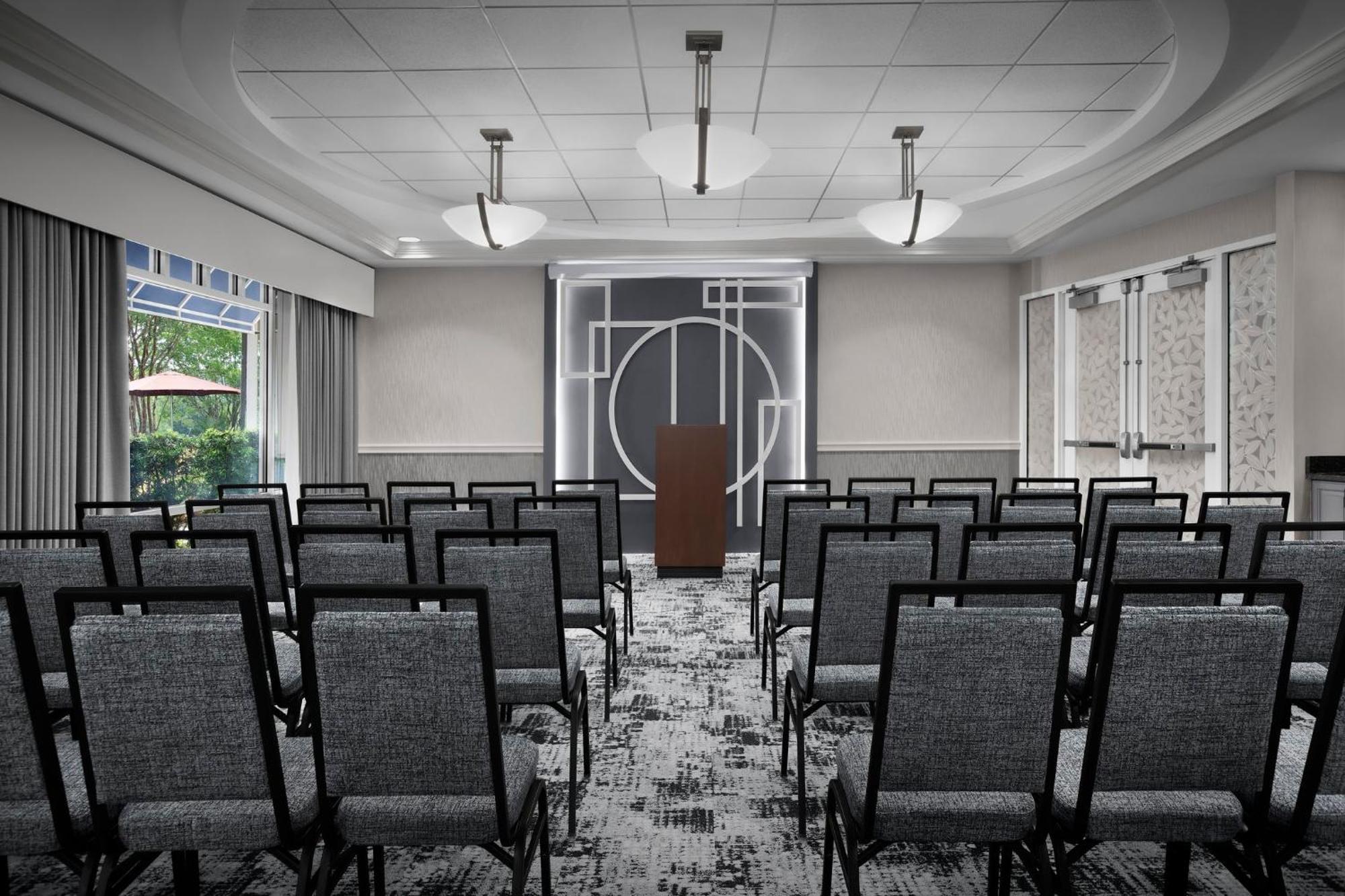 Hotel Indigo Jacksonville-Deerwood Park By Ihg Bagian luar foto