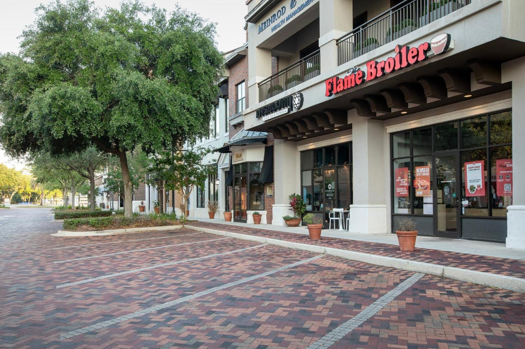 Hotel Indigo Jacksonville-Deerwood Park By Ihg Bagian luar foto