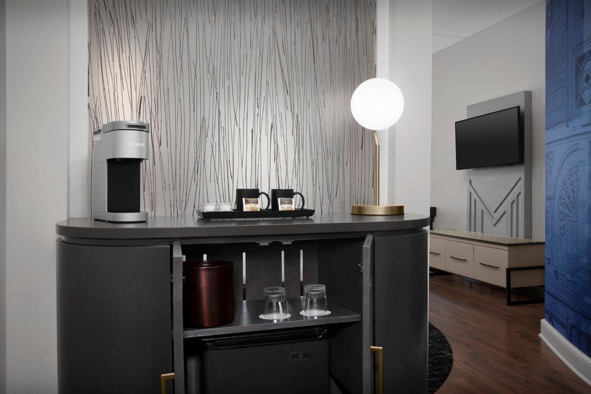 Hotel Indigo Jacksonville-Deerwood Park By Ihg Bagian luar foto