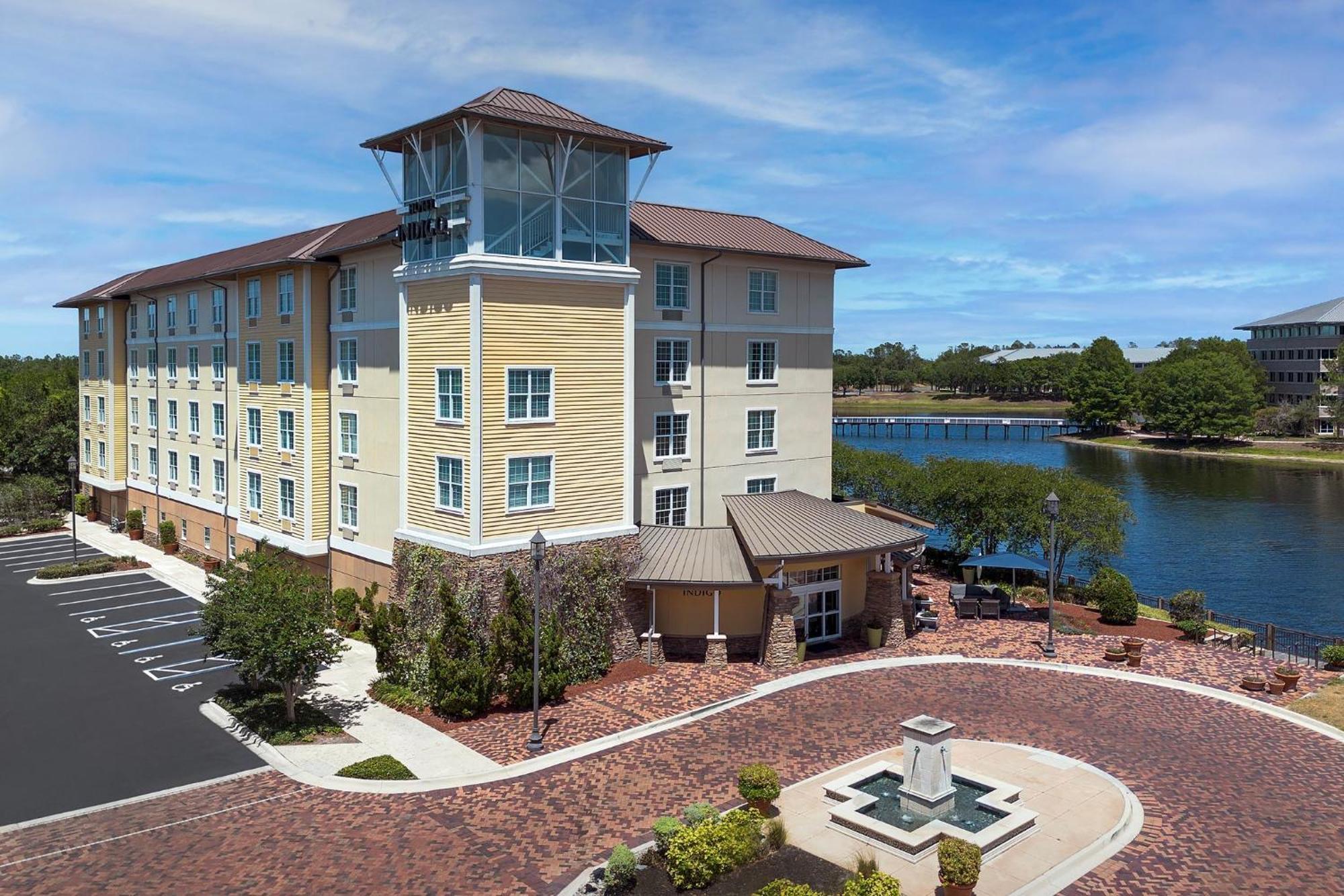Hotel Indigo Jacksonville-Deerwood Park By Ihg Bagian luar foto