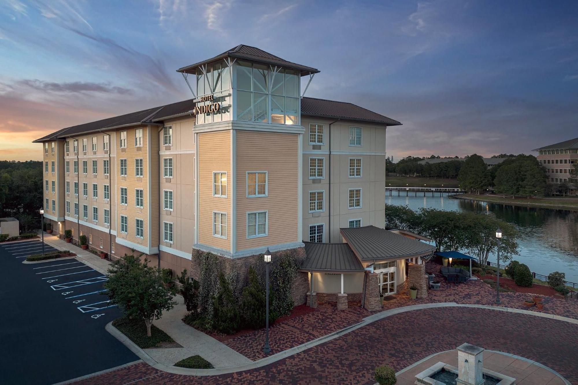 Hotel Indigo Jacksonville-Deerwood Park By Ihg Bagian luar foto